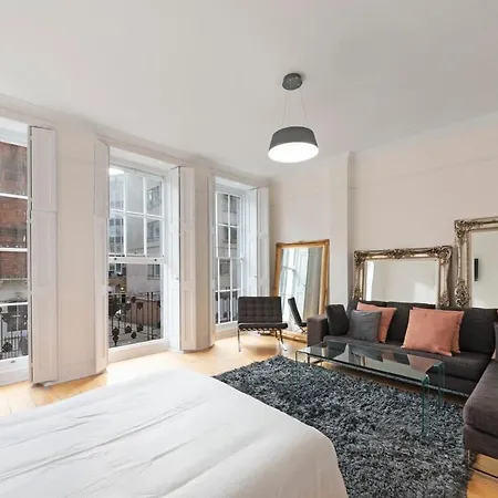 Exclusive Mayfair Apartment Suite Sleeps 4 People